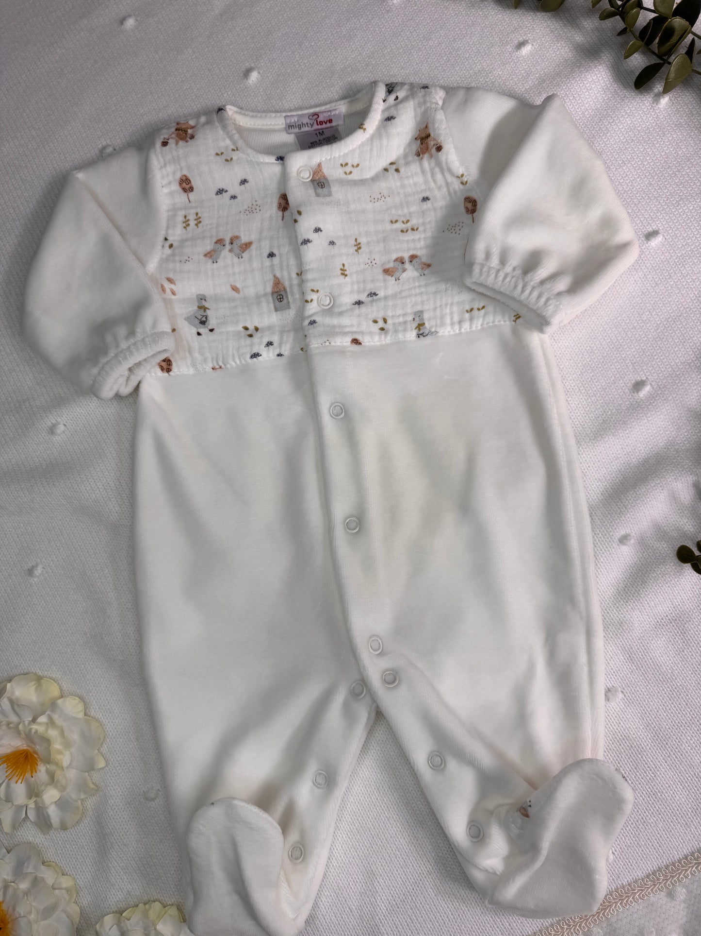 Conjunto de Babygrow laminado e fralda de pano - Mighty Love | Coleção Goose
