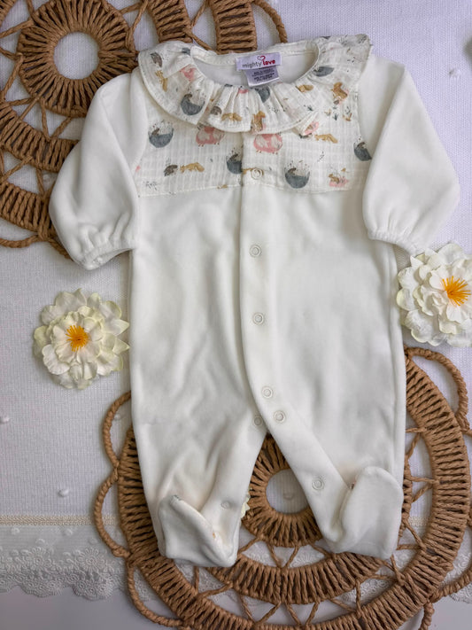 Babygrow de Laminado gola folho- Mighty Love | Coleção Farm