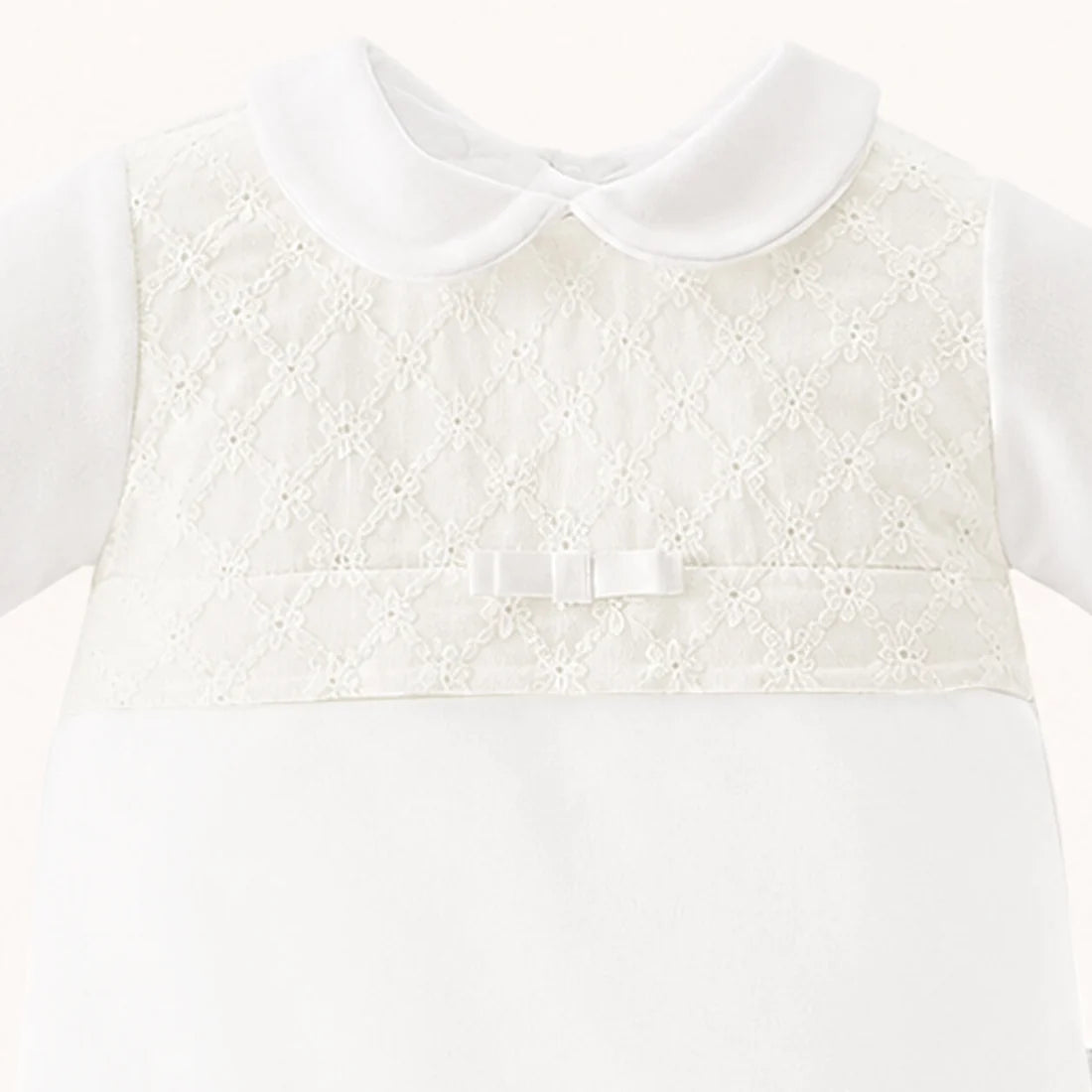 Babygrow Laminado Bordado Inglês | Branco com bordado em pérola