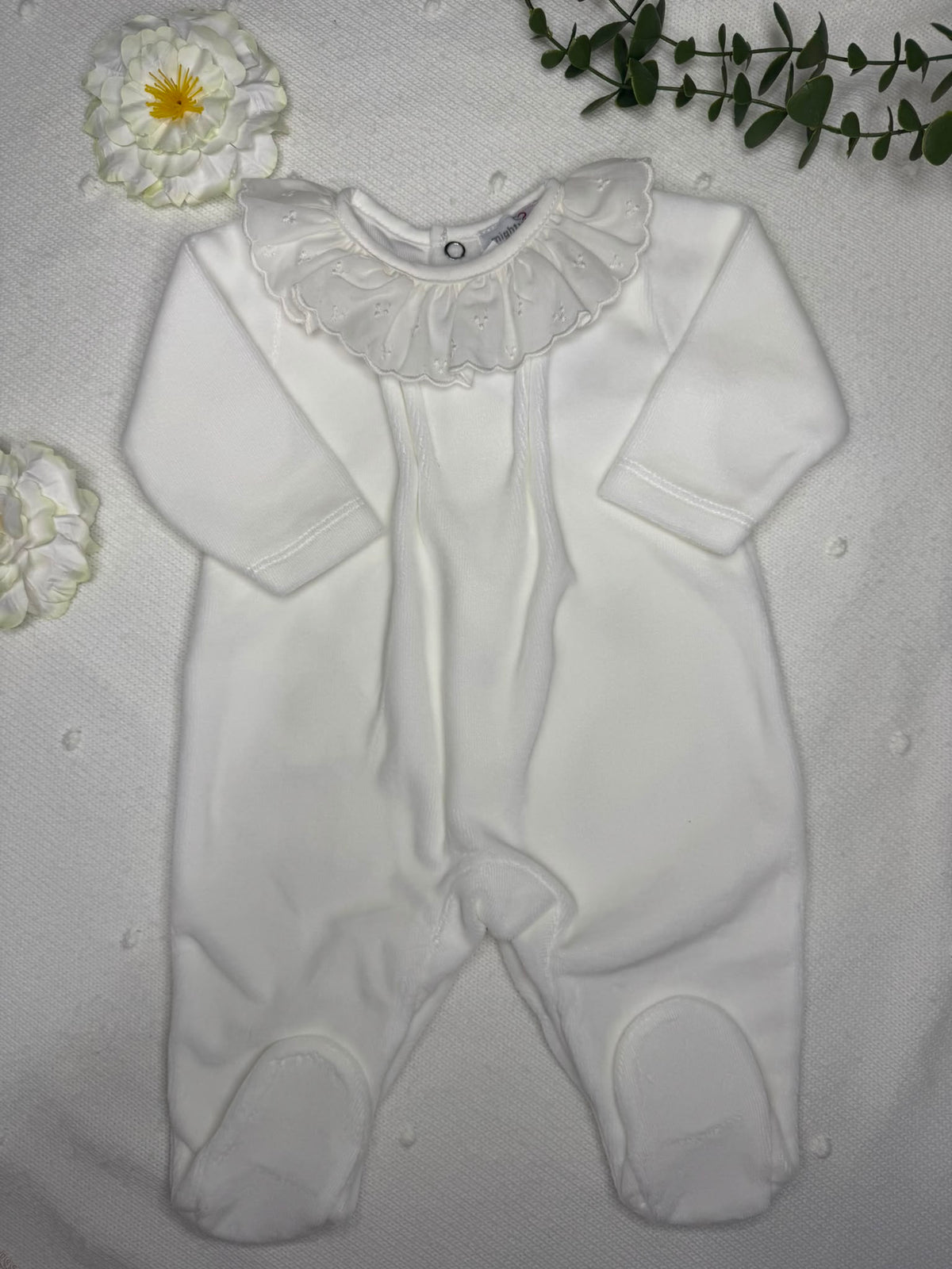Babygrow  Laminado de Gola em Bordado Inglês - Mighty Love