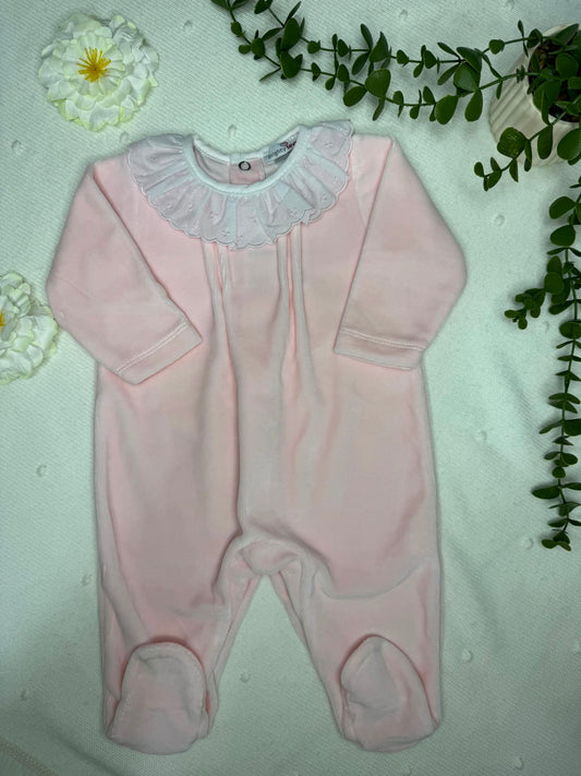 Babygrow  Laminado de Gola em Bordado Inglês - Mighty Love