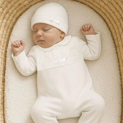Babygrow Laminado Bordado Inglês | Branco com bordado em pérola